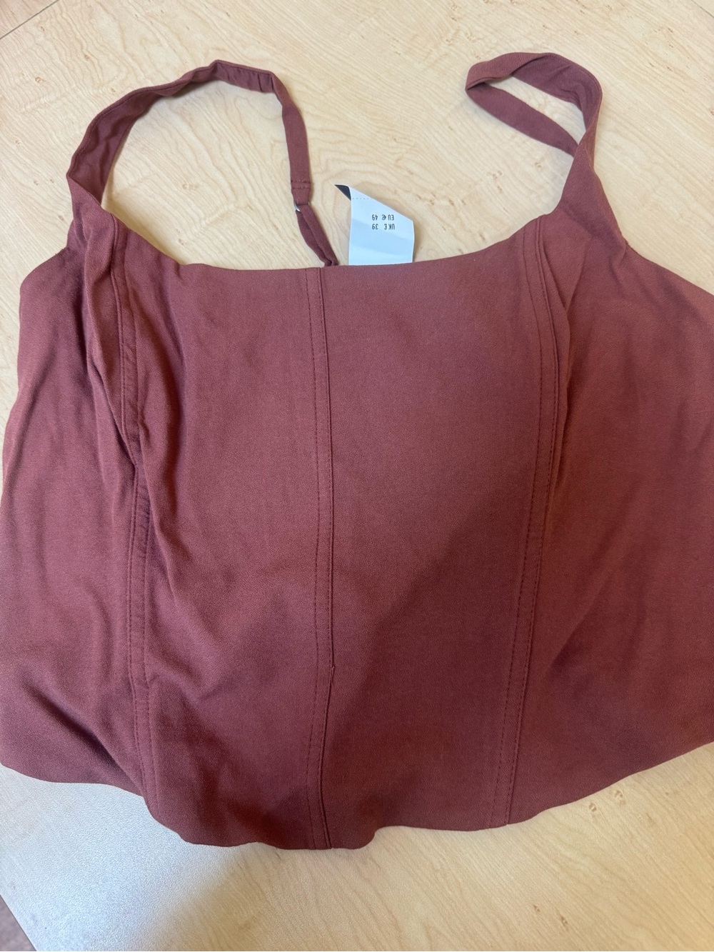 Abercrombie and Fitch Women’s Square-Neck Rust Camisole Top Structured   LG. NWT